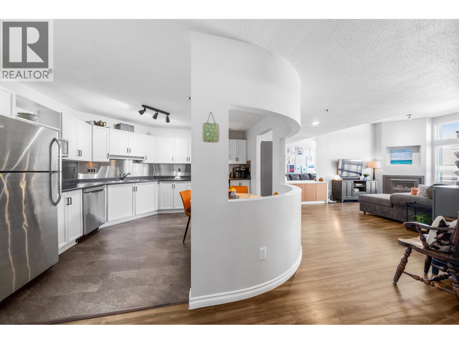 405 2335 Whyte Avenue, Port Coquitlam, British Columbia  V3C 2A3 - Photo 7 - R3051389