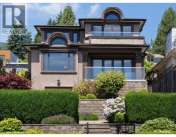 2171 QUEENS AVENUE, West Vancouver, British Columbia