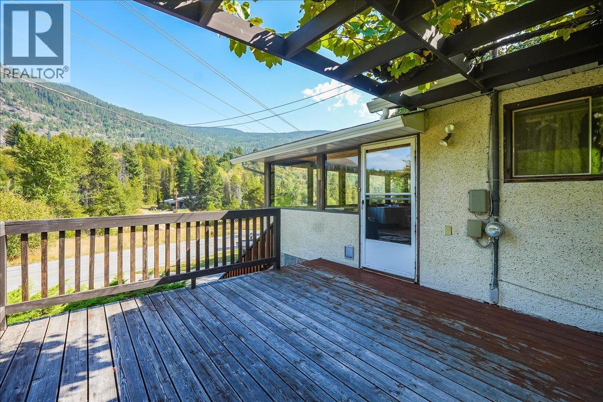 807 Waterloo Road, Ootischenia, British Columbia V1N 4K8 - Photo 21 - 10363749