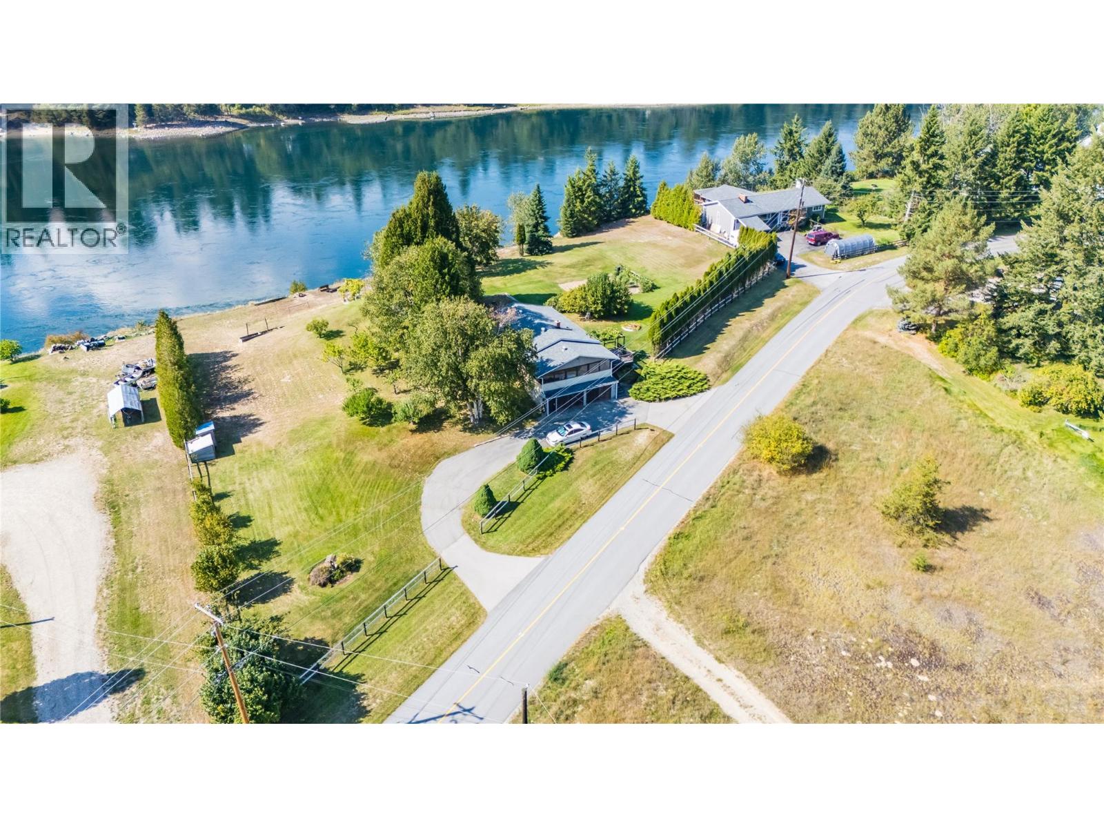 807 Waterloo Road, Ootischenia, British Columbia V1N 4K8 - Photo 5 - 10363749