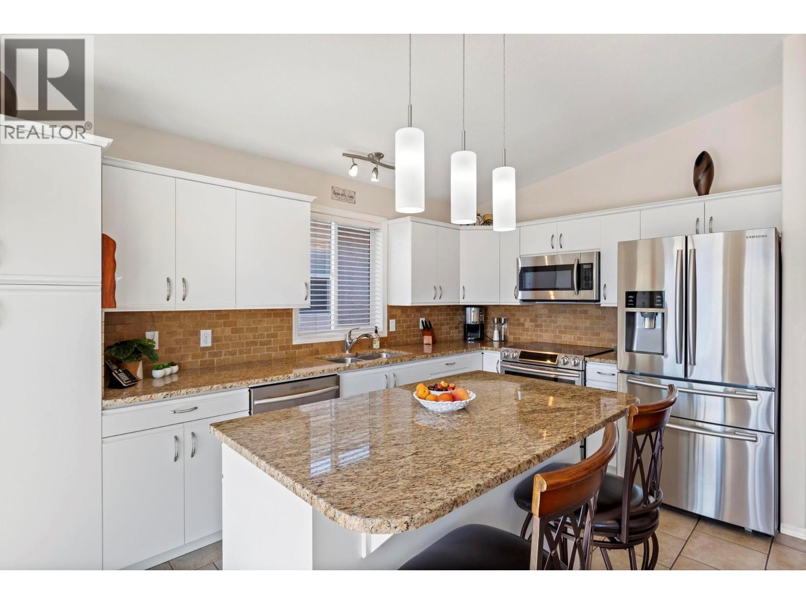 2440 Old Okanagan Highway Unit# 412, West Kelowna, British Columbia  V4T 1X6 - Photo 5 - 10363808