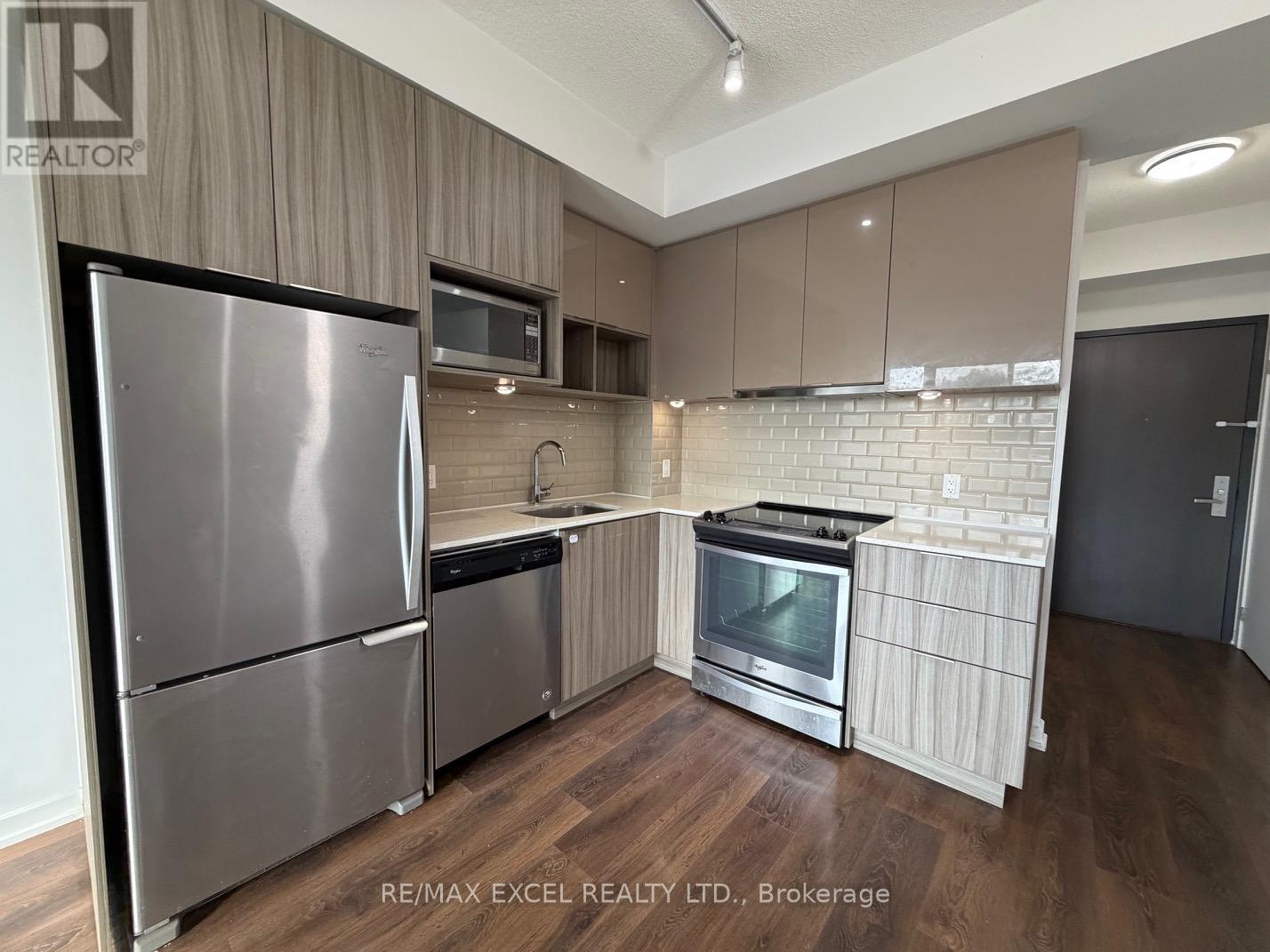 219 - 52 Forest Manor Road, Toronto, Ontario  M2J 0E2 - Photo 2 - C12420001