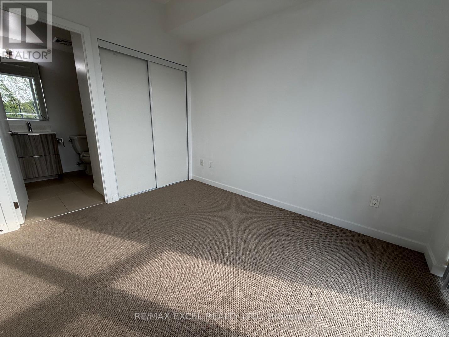 219 - 52 Forest Manor Road, Toronto, Ontario  M2J 0E2 - Photo 5 - C12420001
