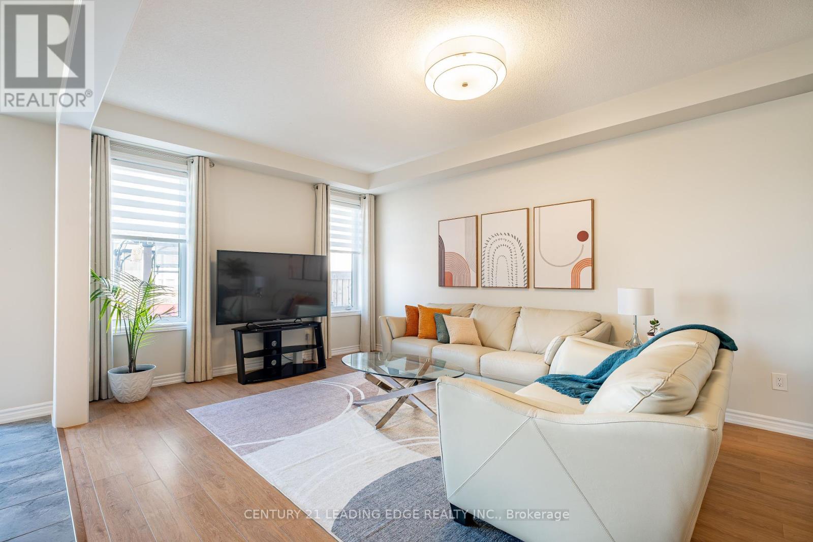 80 Wagner Crescent, Essa, Ontario  L0M 1B6 - Photo 12 - N12422550