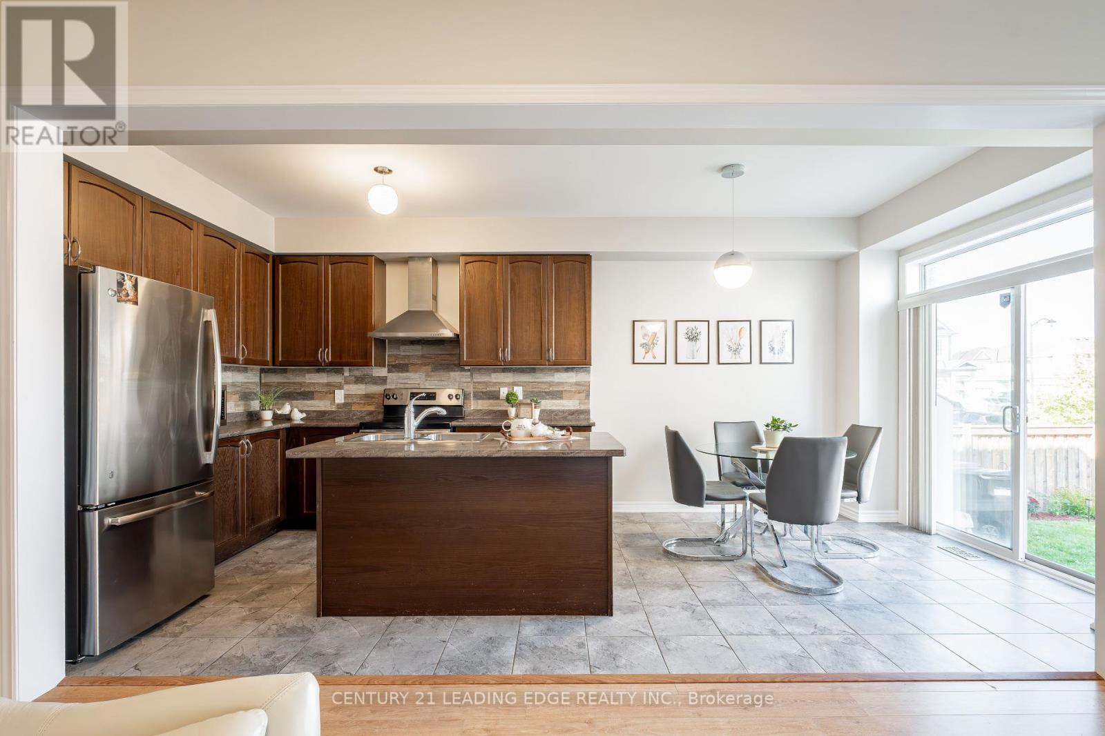 80 Wagner Crescent, Essa, Ontario  L0M 1B6 - Photo 15 - N12422550