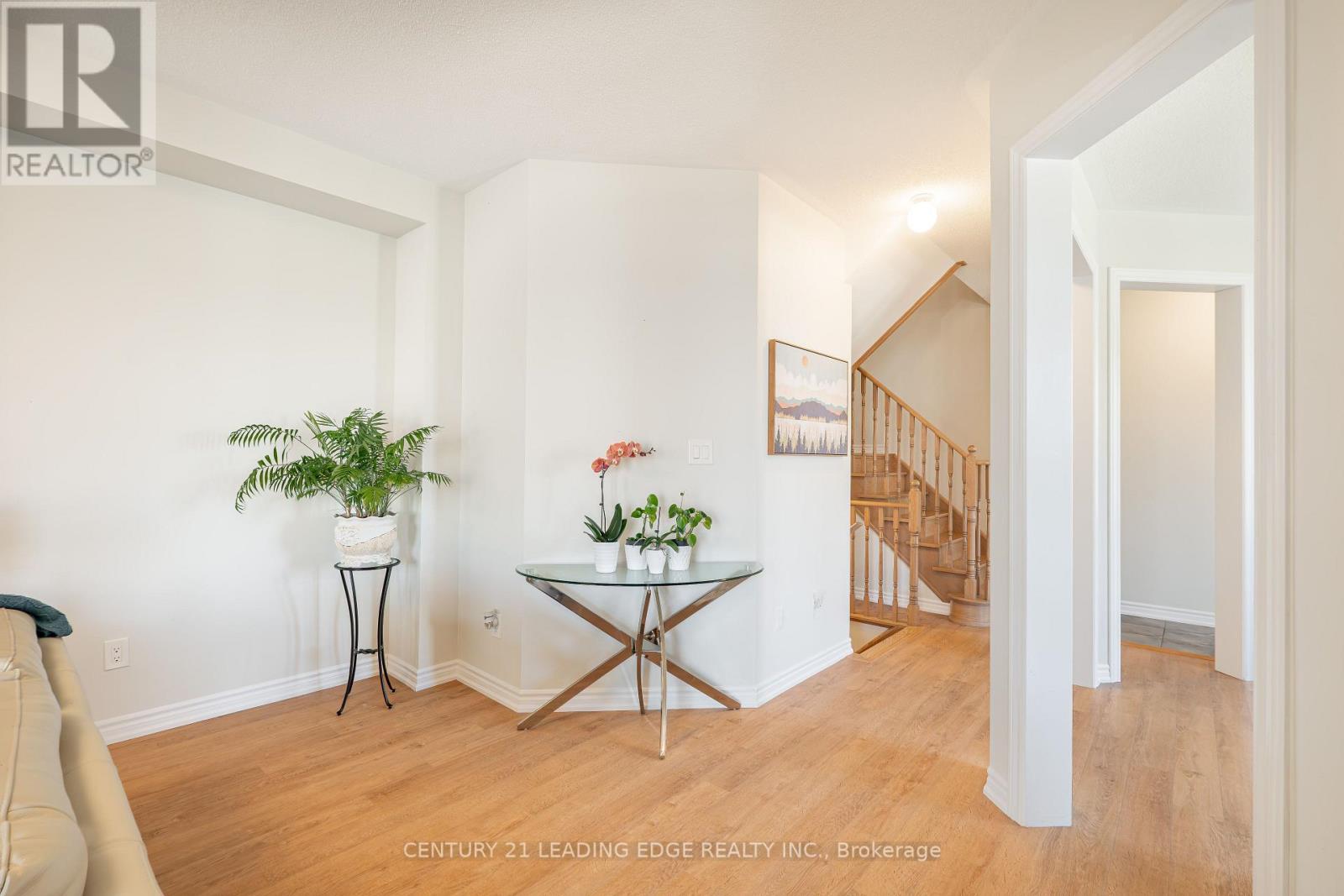 80 Wagner Crescent, Essa, Ontario  L0M 1B6 - Photo 11 - N12422550
