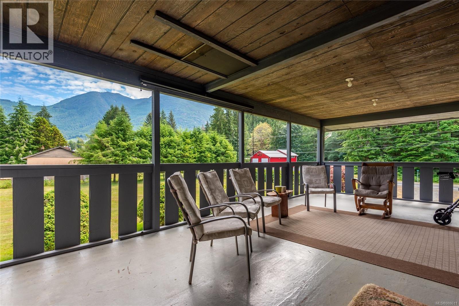 1301 Sayward Rd, Sayward, British Columbia  V0P 1R0 - Photo 36 - 988611