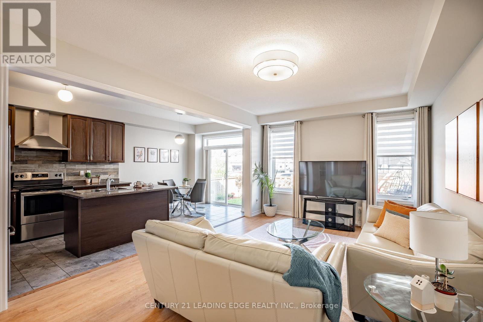 80 Wagner Crescent, Essa, Ontario  L0M 1B6 - Photo 9 - N12422550