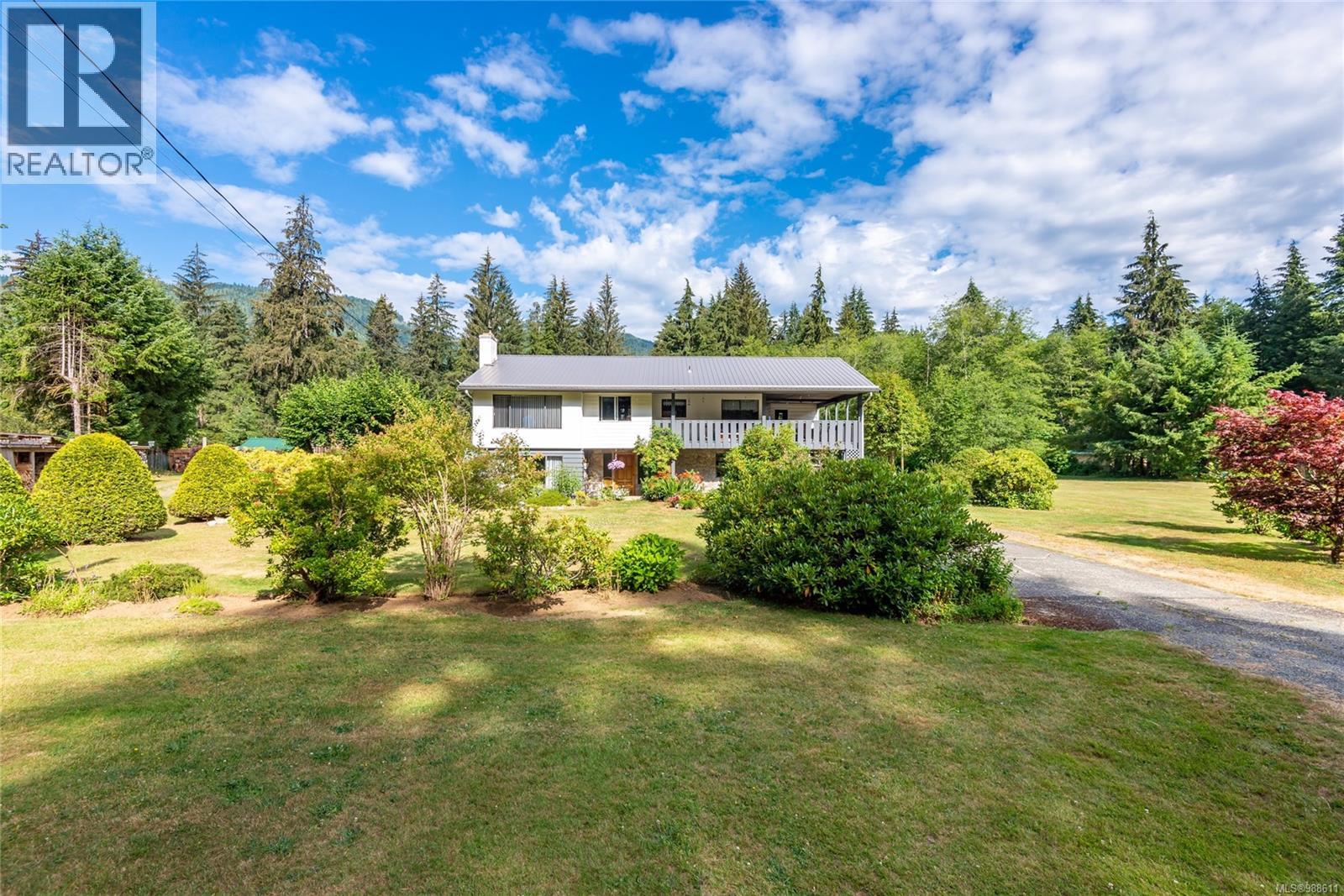 1301 Sayward Rd, Sayward, British Columbia  V0P 1R0 - Photo 48 - 988611
