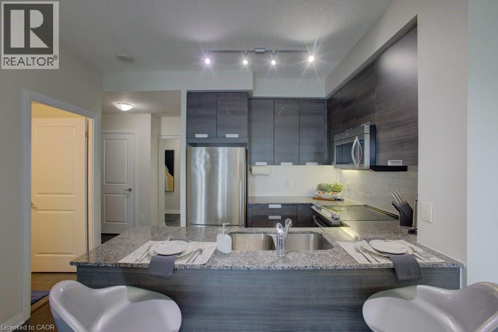 75 Eglinton Avenue W Unit# 1601, Mississauga, Ontario  L5R 0E5 - Photo 10 - 40772287