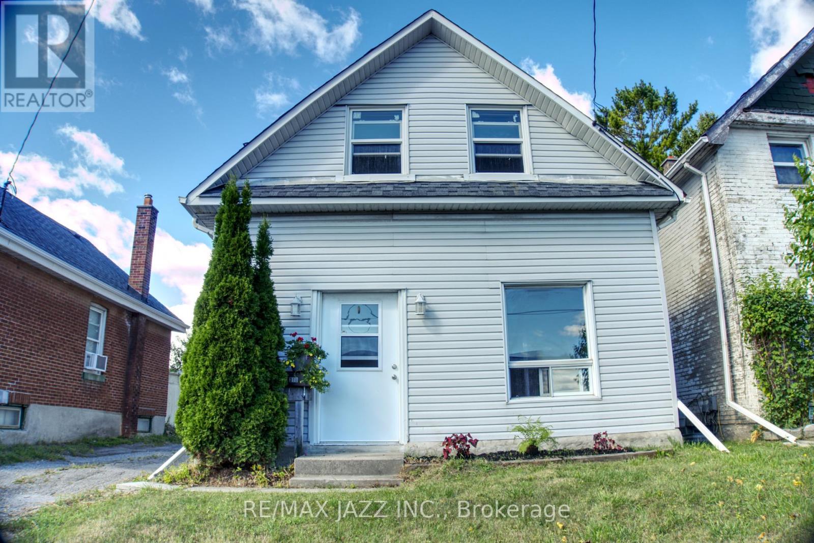 Property at 318 RITSON ROAD N image 1
