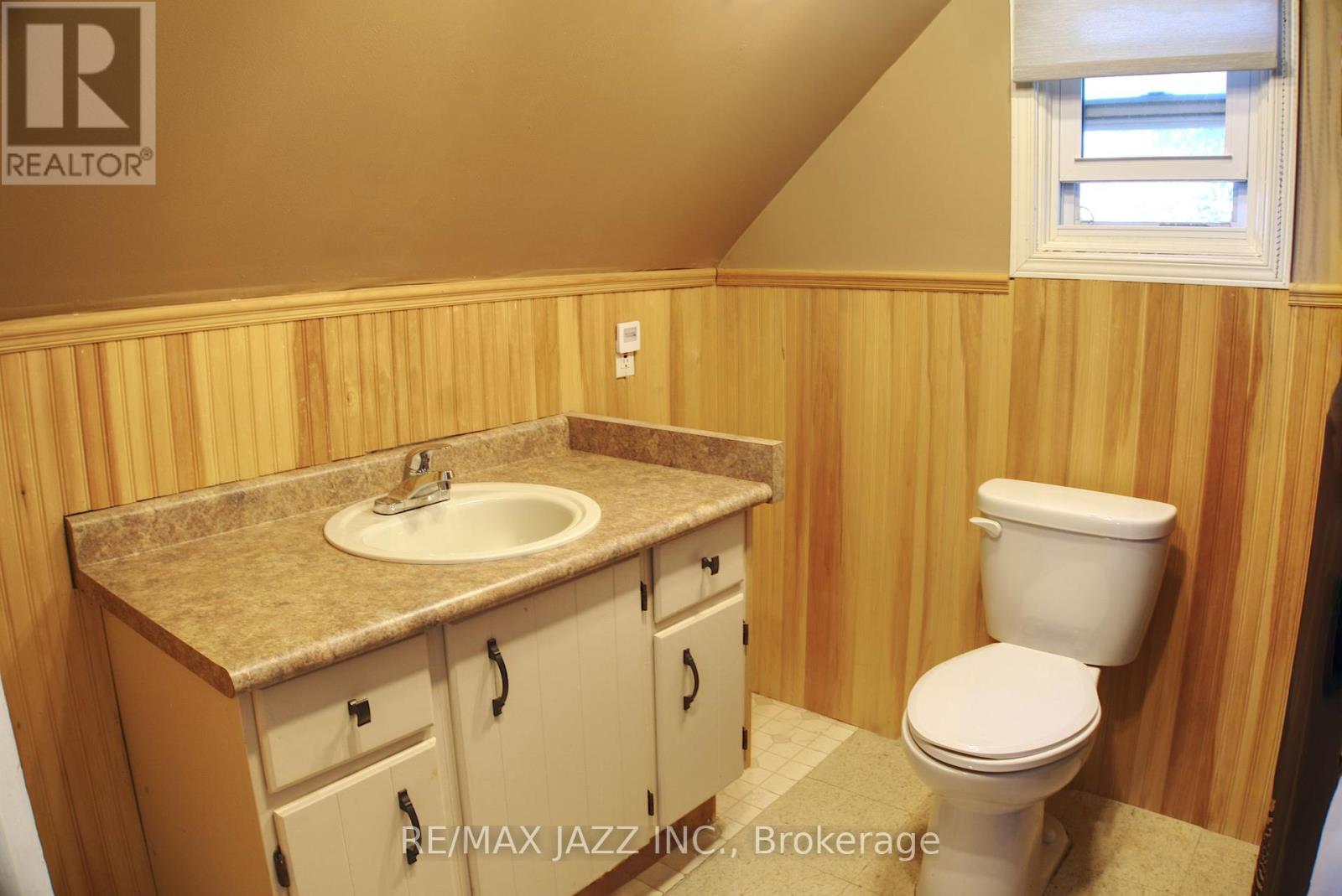 318 Ritson Road N, Oshawa, Ontario  L1G 5P8 - Photo 6 - E12422605