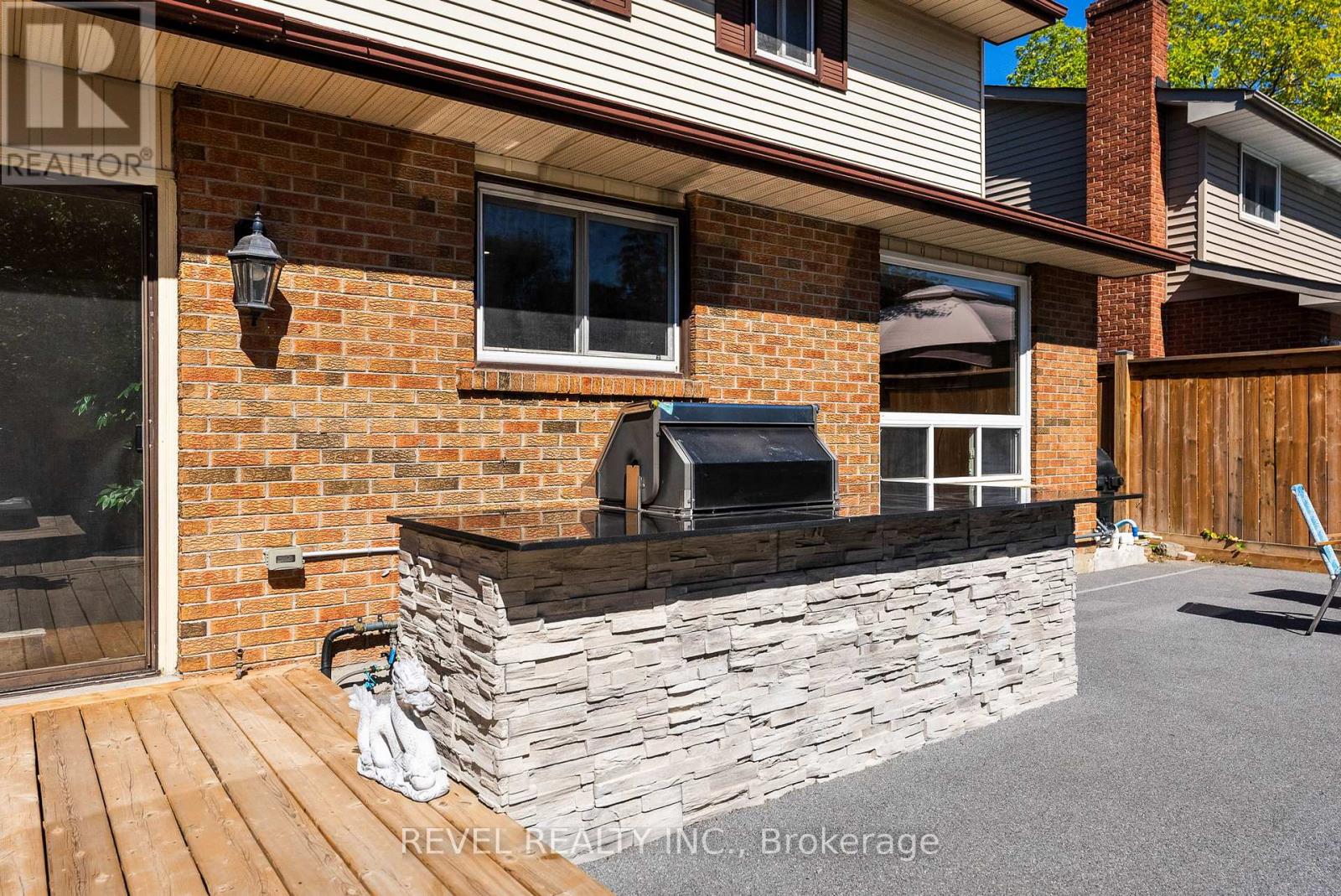 205 Ontario Street E, Whitby, Ontario  L1N 6L8 - Photo 34 - E12422619