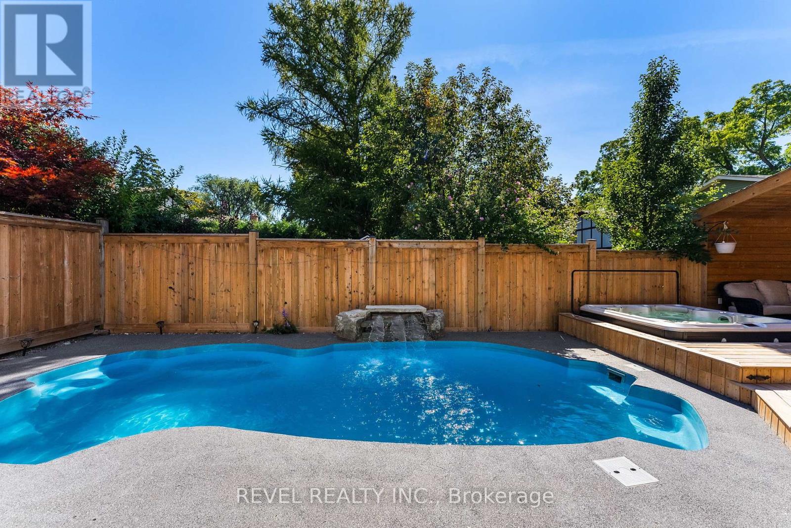 205 Ontario Street E, Whitby, Ontario  L1N 6L8 - Photo 35 - E12422619