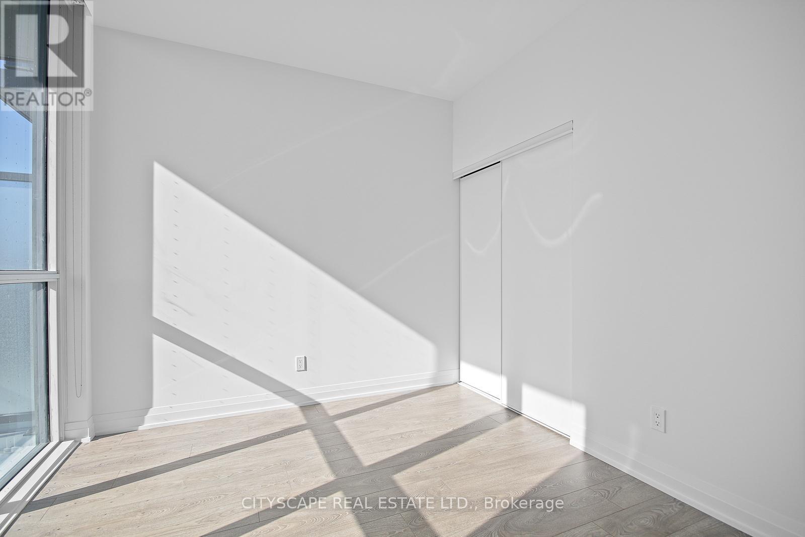213 - 286 Main Street, Toronto, Ontario  M4C 0B3 - Photo 19 - E12420759