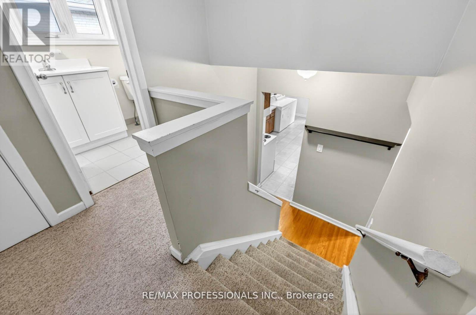 1784 Sandgate Crescent, Mississauga, Ontario  L5J 2E8 - Photo 15 - W12422573