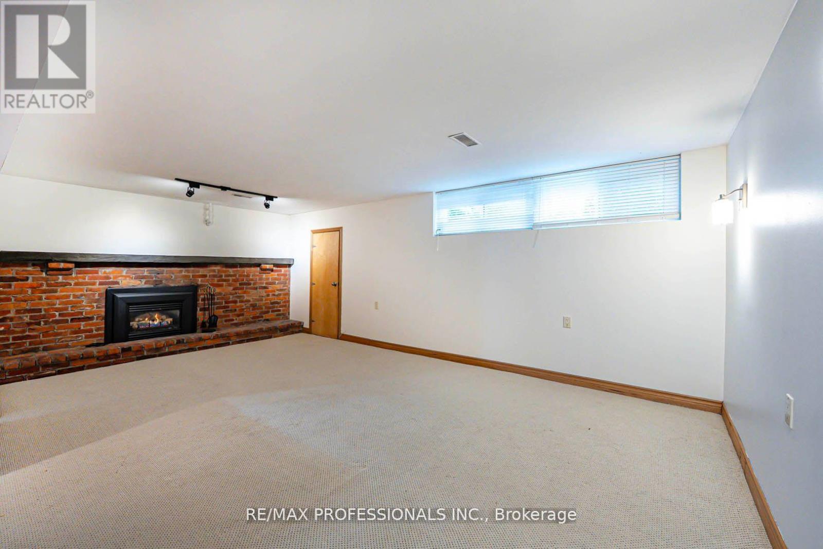 1784 Sandgate Crescent, Mississauga, Ontario  L5J 2E8 - Photo 27 - W12422573