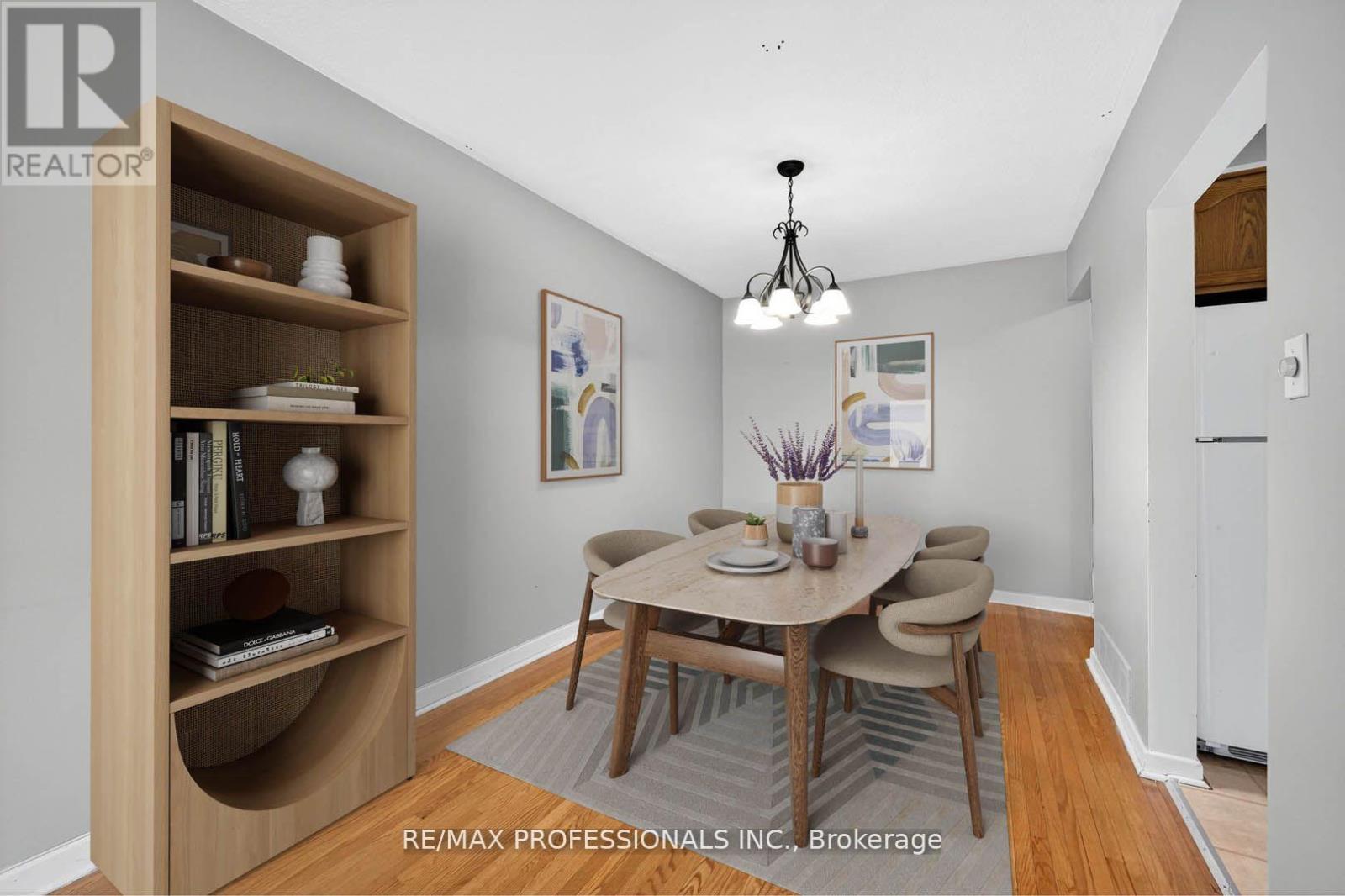 1784 Sandgate Crescent, Mississauga, Ontario  L5J 2E8 - Photo 6 - W12422573