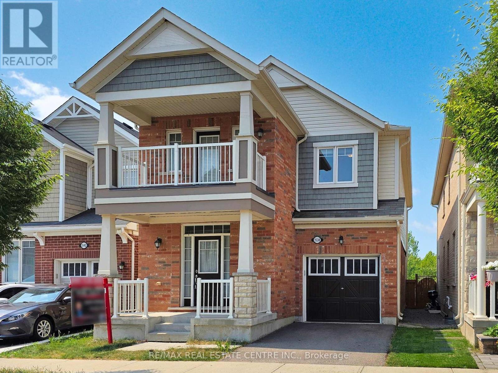 1538 Clitherow Street, Milton (Fo Ford), Ontario  L9E 0B1 - Photo 2 - W12422579