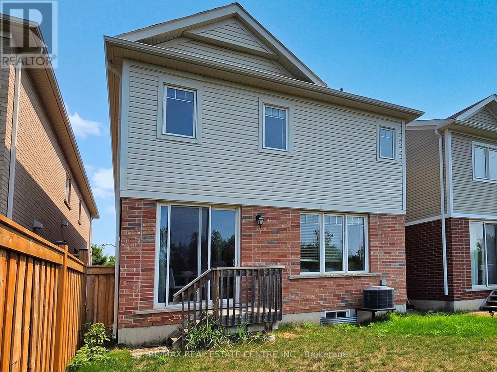 1538 Clitherow Street, Milton (Fo Ford), Ontario  L9E 0B1 - Photo 36 - W12422579