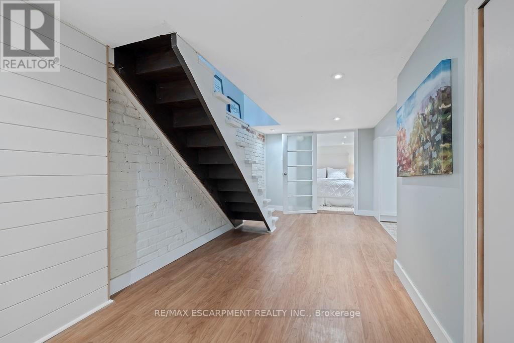 406 Margueretta Street, Toronto, Ontario  M6H 3S5 - Photo 25 - W12422583