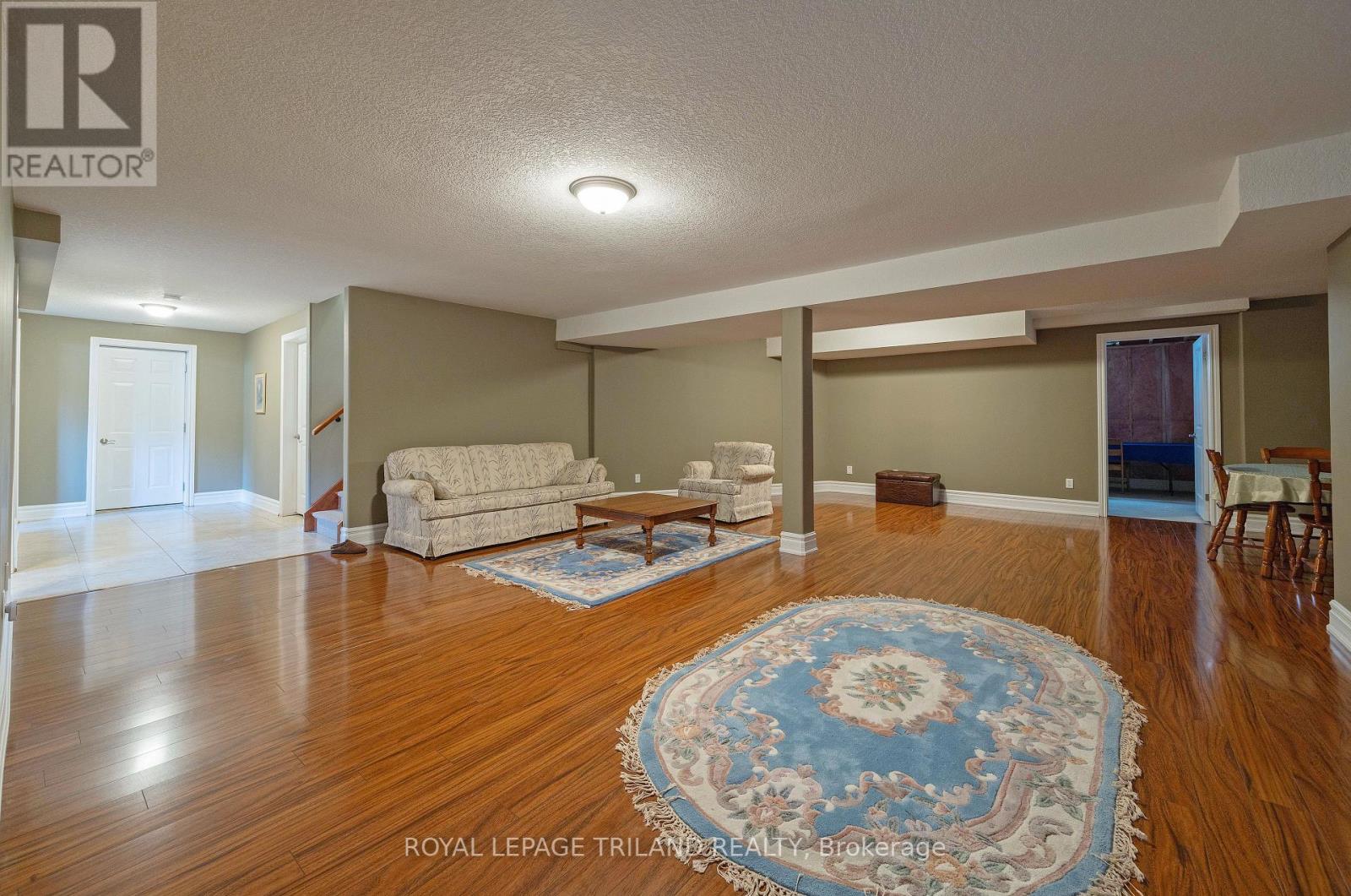 2285 Lilac Avenue, London South, Ontario  N6K 5E1 - Photo 30 - X12422612