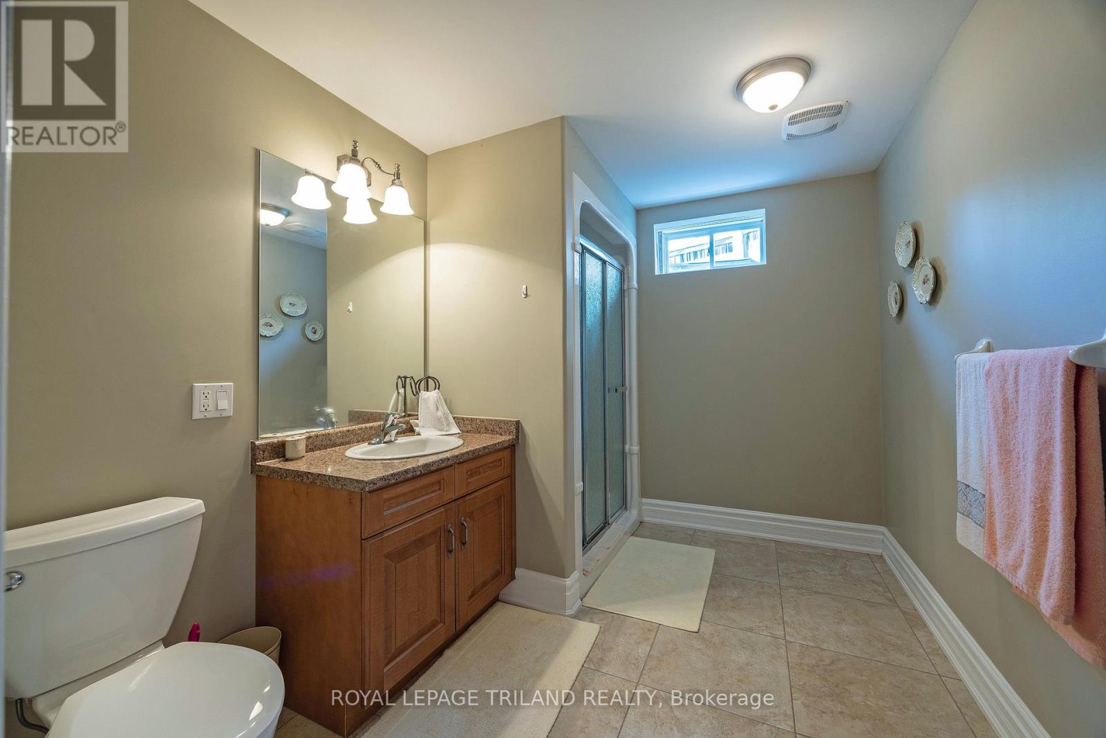 2285 Lilac Avenue, London South, Ontario  N6K 5E1 - Photo 32 - X12422612
