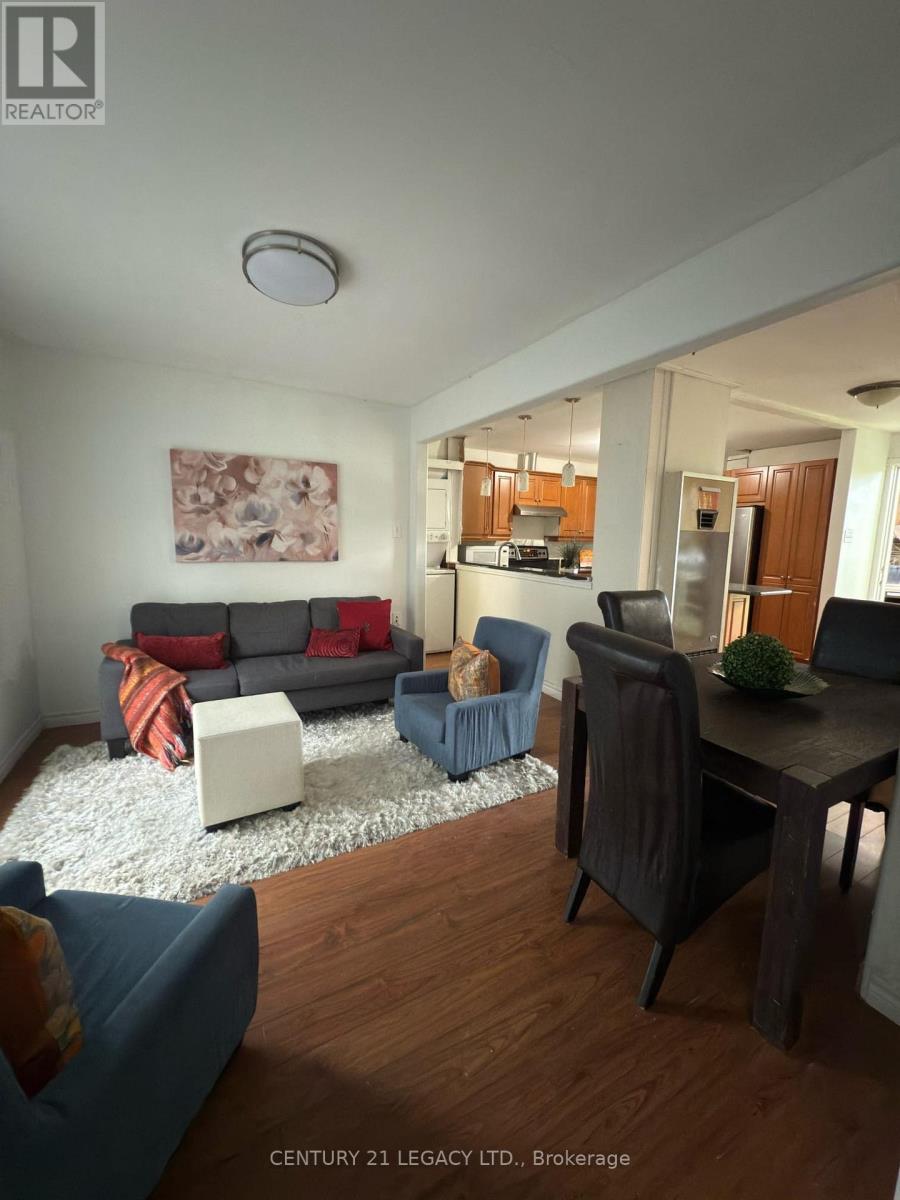795 Barton Street, Hamilton, Ontario  L8E 5L8 - Photo 2 - X12422563