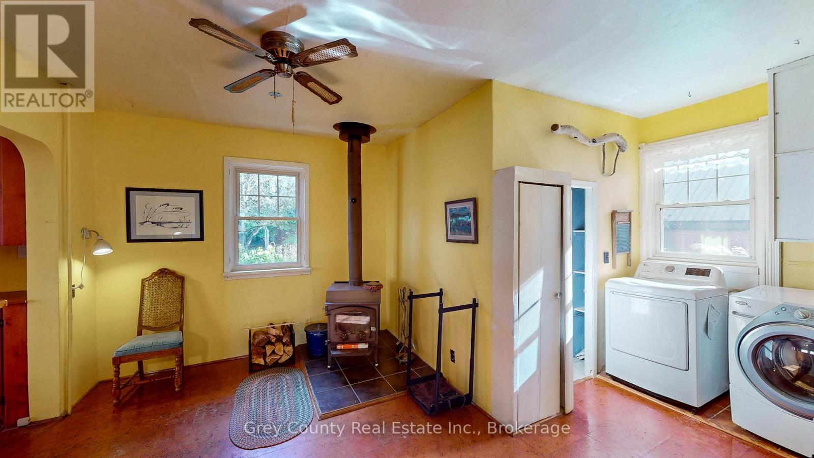 29 Main Street E, Grey Highlands, Ontario  N0C 1H0 - Photo 15 - X12422585