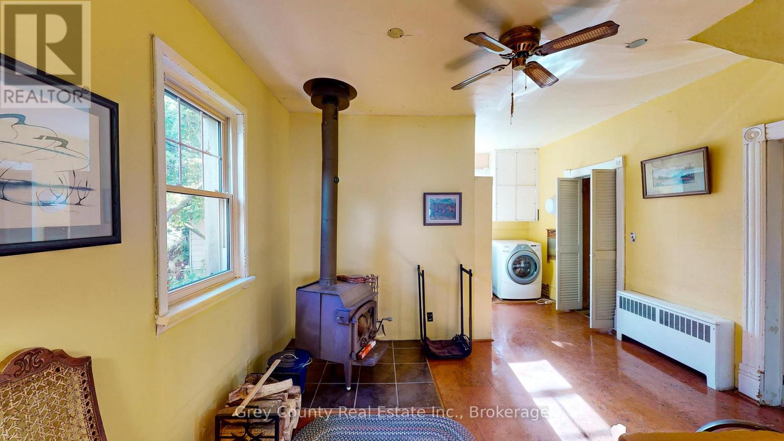 29 Main Street E, Grey Highlands, Ontario  N0C 1H0 - Photo 16 - X12422585