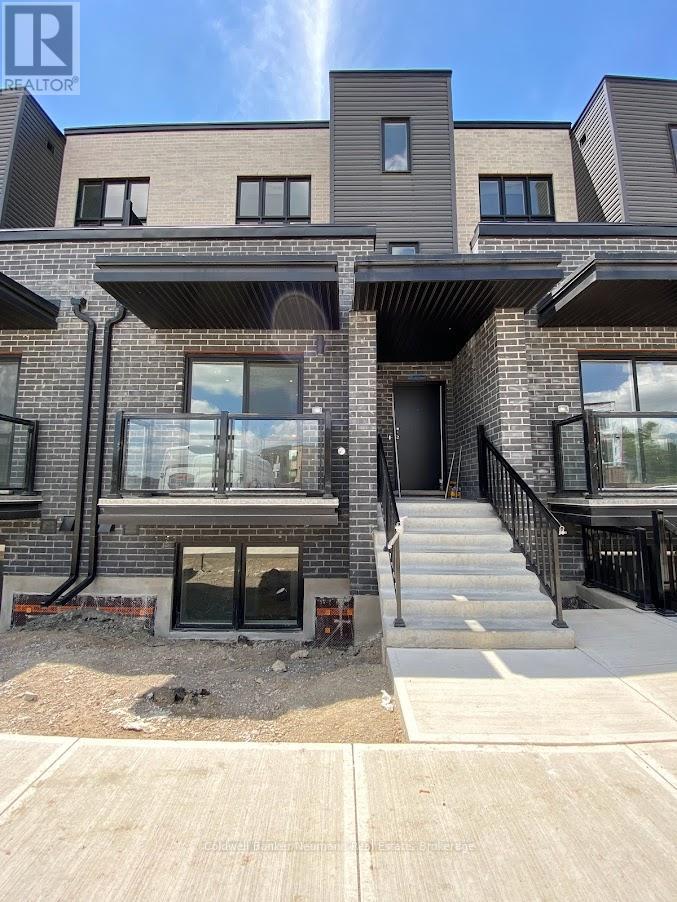 23 - 235 CHAPEL HILL DRIVE, Kitchener, Ontario