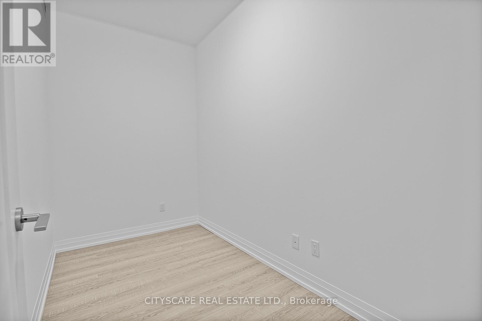 309 - 286 Main Street, Toronto, Ontario  M4C 0B3 - Photo 4 - E12422570