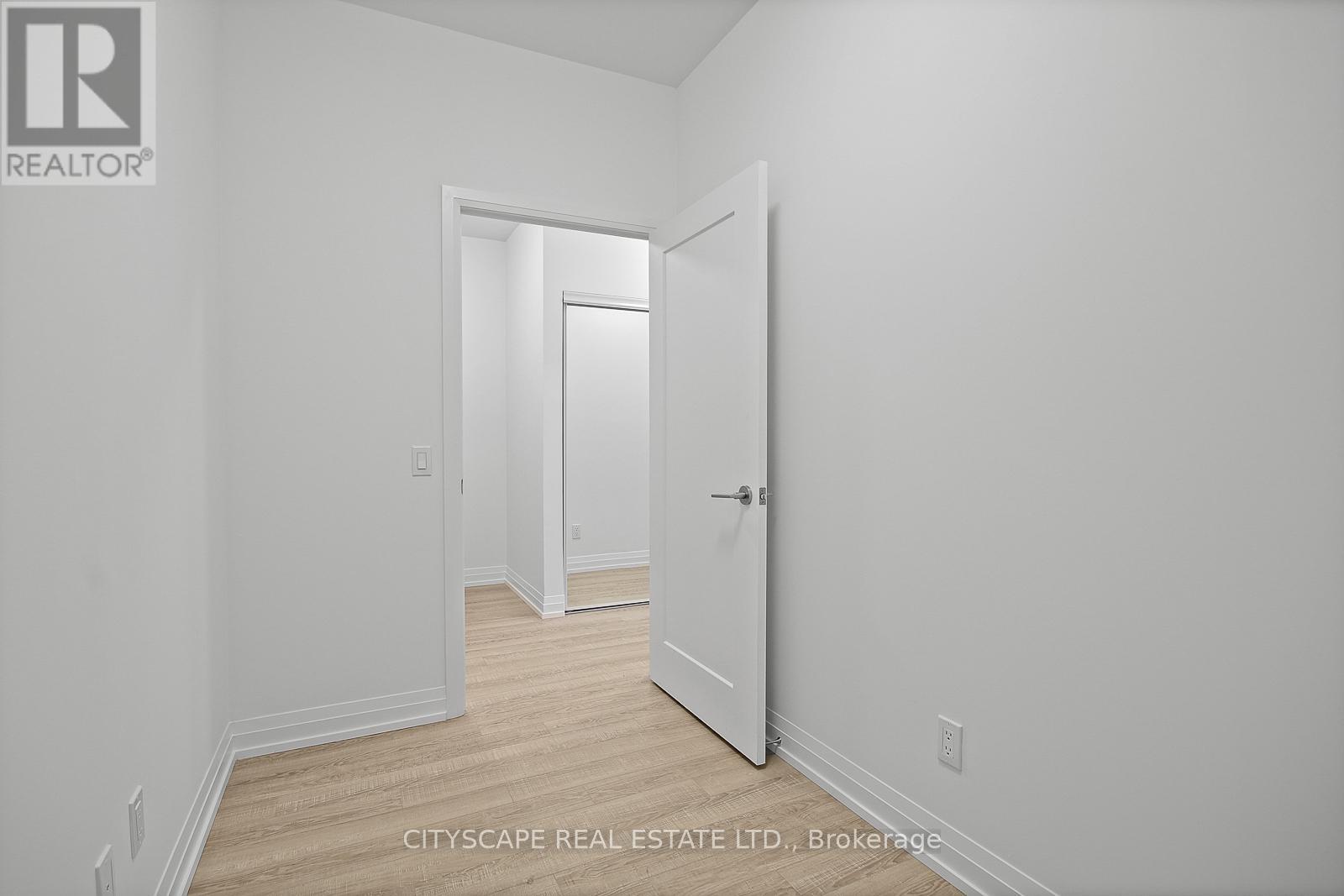 309 - 286 Main Street, Toronto, Ontario  M4C 0B3 - Photo 5 - E12422570