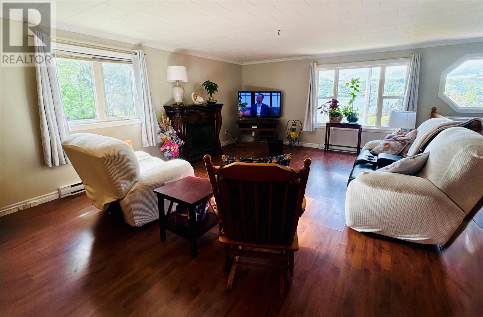 6 Seaview Drive, Swift Current, Newfoundland & Labrador  A0E 2W0 - Photo 13 - 1288159