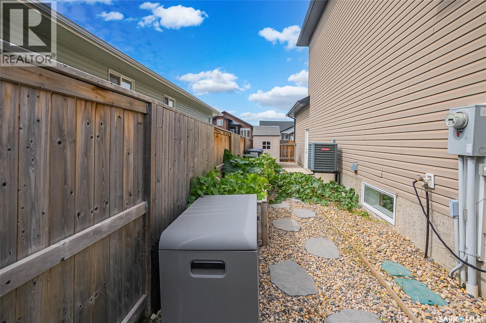 250 Mccallum Way, Saskatoon, Saskatchewan  S7R 0H7 - Photo 12 - SK019182