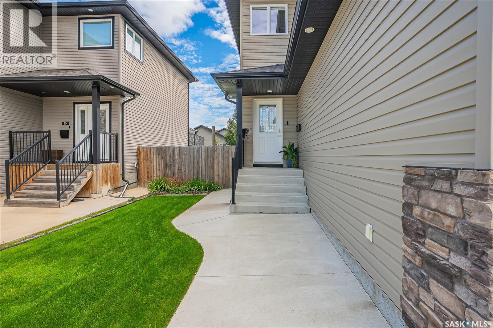 250 Mccallum Way, Saskatoon, Saskatchewan  S7R 0H7 - Photo 14 - SK019182
