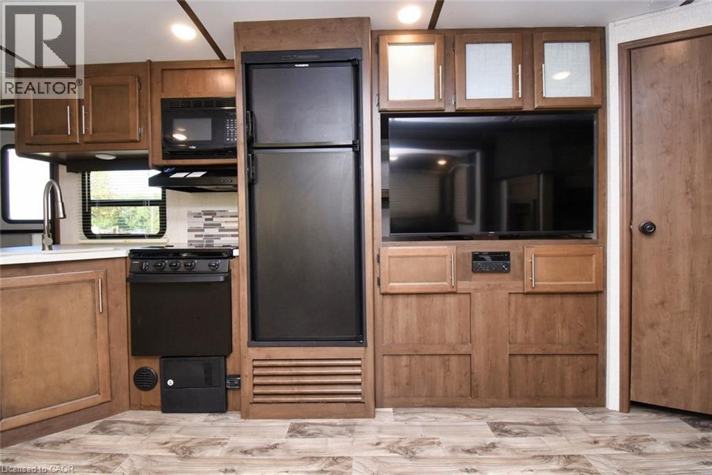 1085 10th Concession Road W Unit# 29, Flamborough, Ontario  N0B 2J0 - Photo 11 - 40769587
