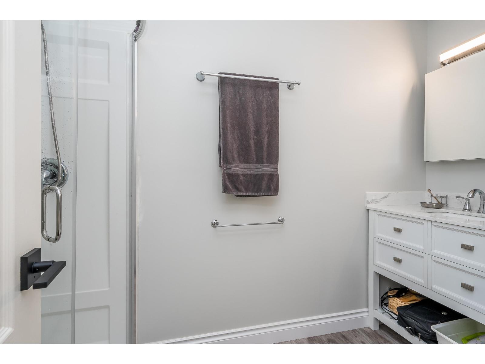 2245 Foothills Court, Abbotsford, British Columbia  V3G 1E1 - Photo 17 - R3051109