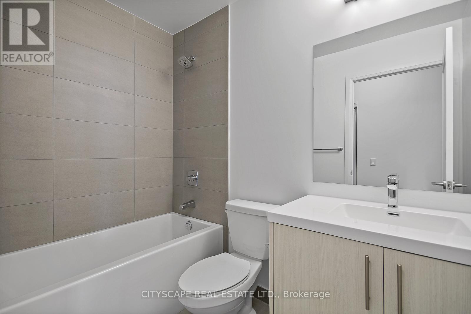 617t - 286 Main Street, Toronto, Ontario  M4C 0B3 - Photo 4 - E12422601