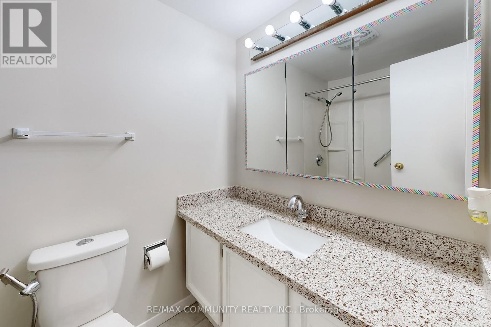 18 Knightsbridge Way, Markham, Ontario  L3P 3W5 - Photo 23 - N12422626