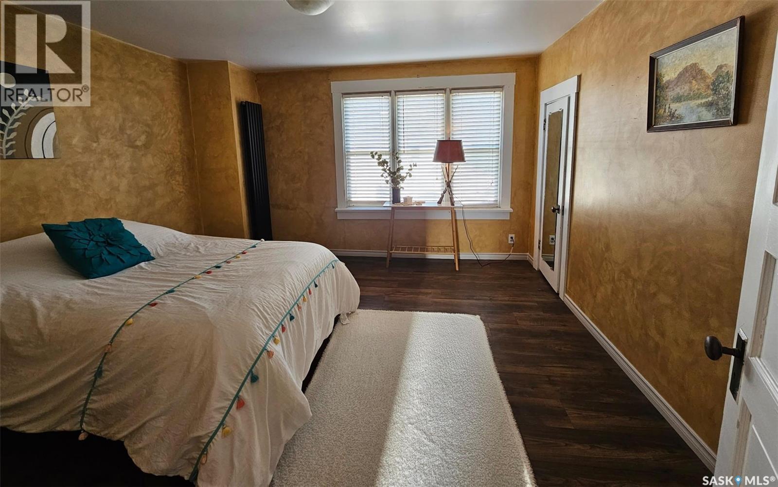 608 Walsh Avenue, Oxbow, Saskatchewan  S0C 2B0 - Photo 18 - SK019077