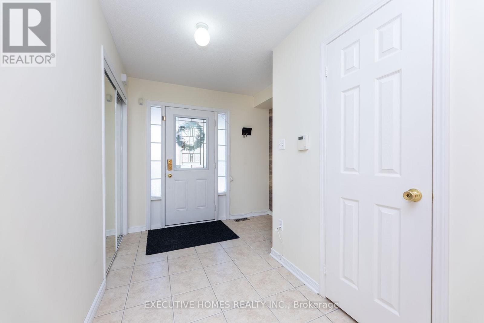 416 Hobbs Crescent, Milton, Ontario  L9T 0J1 - Photo 7 - W12422588