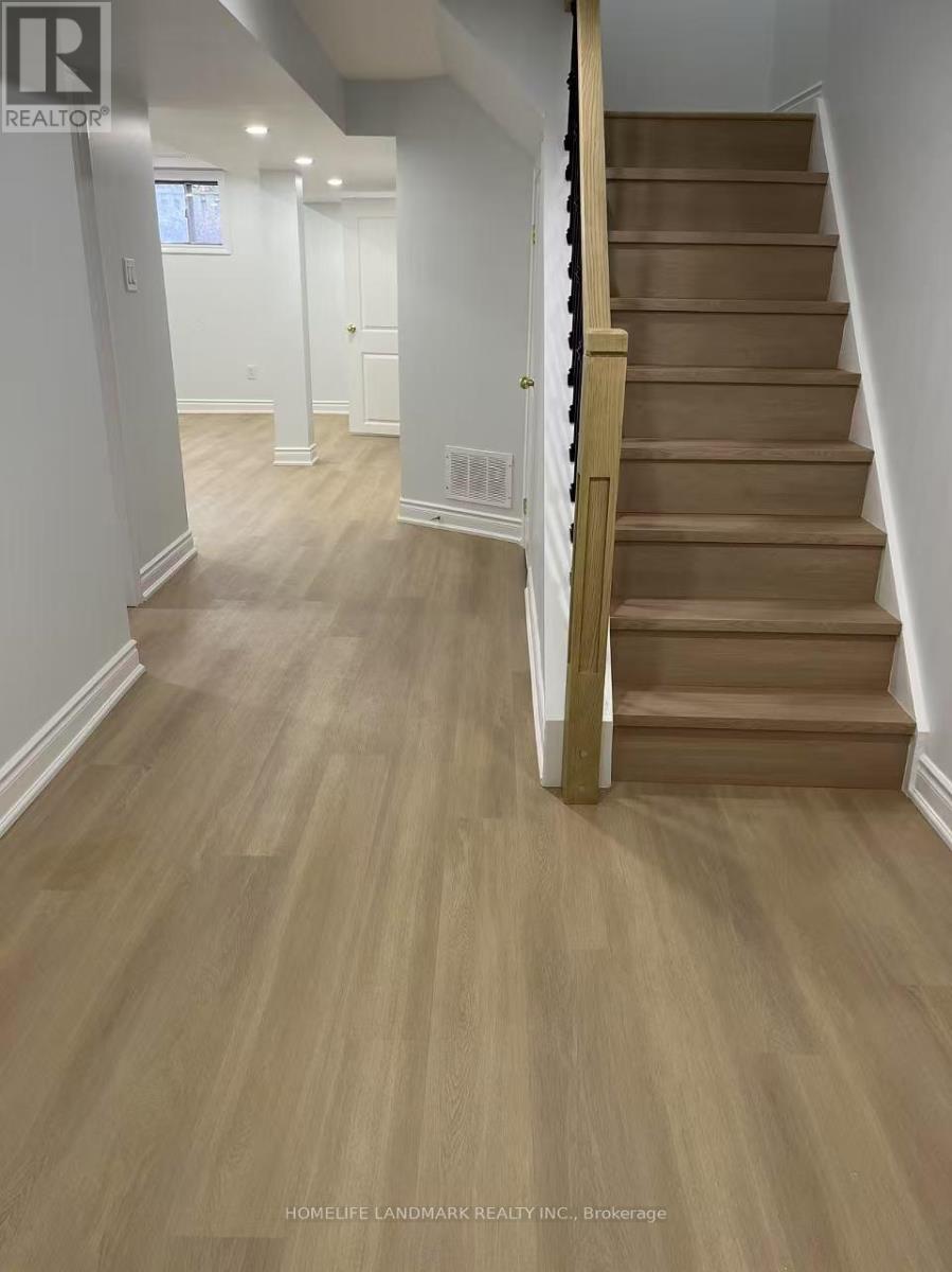 39 - 1230 Kirstie Court, Oakville, Ontario  L6H 5C3 - Photo 27 - W12422592