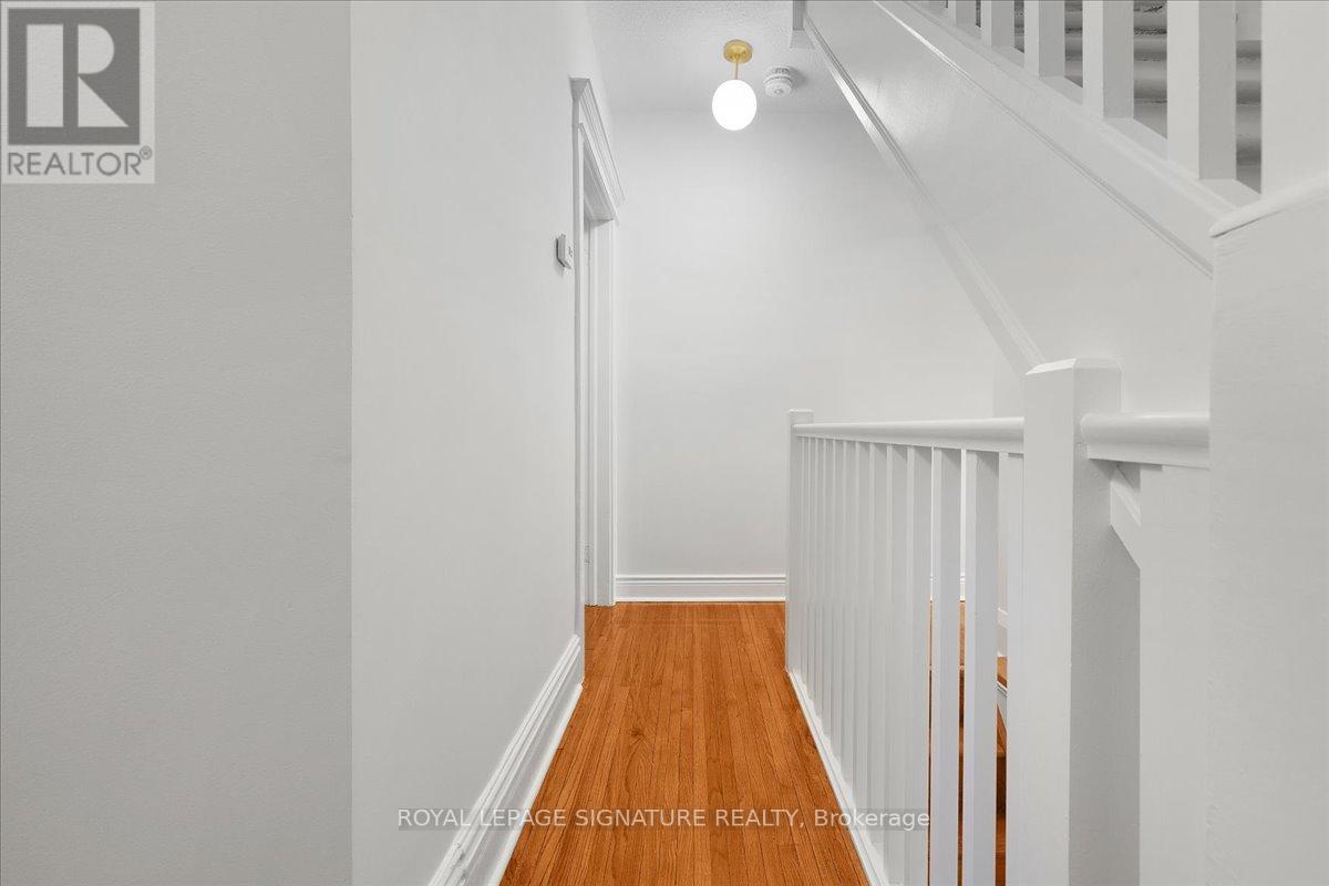 42 Manchester Avenue, Toronto, Ontario  M6G 1V3 - Photo 18 - W12422602
