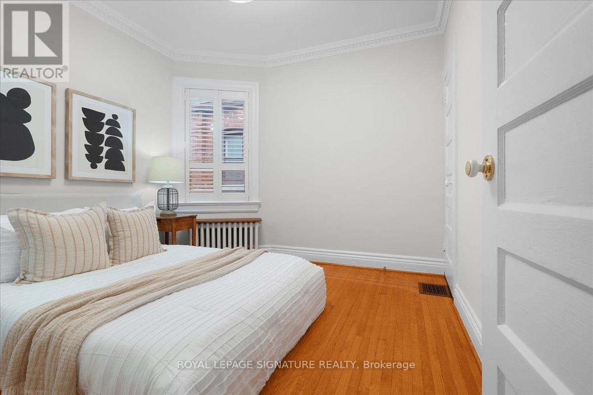 42 Manchester Avenue, Toronto, Ontario  M6G 1V3 - Photo 26 - W12422602