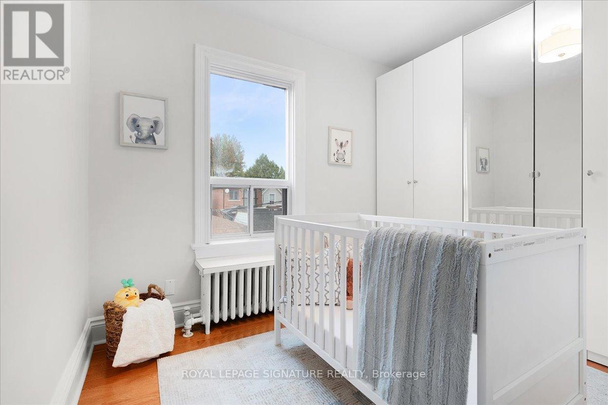 42 Manchester Avenue, Toronto, Ontario  M6G 1V3 - Photo 29 - W12422602