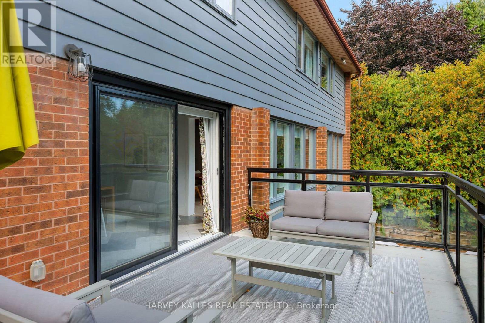 30 Neilor Crescent, Toronto, Ontario  M9C 1K4 - Photo 27 - W12422603