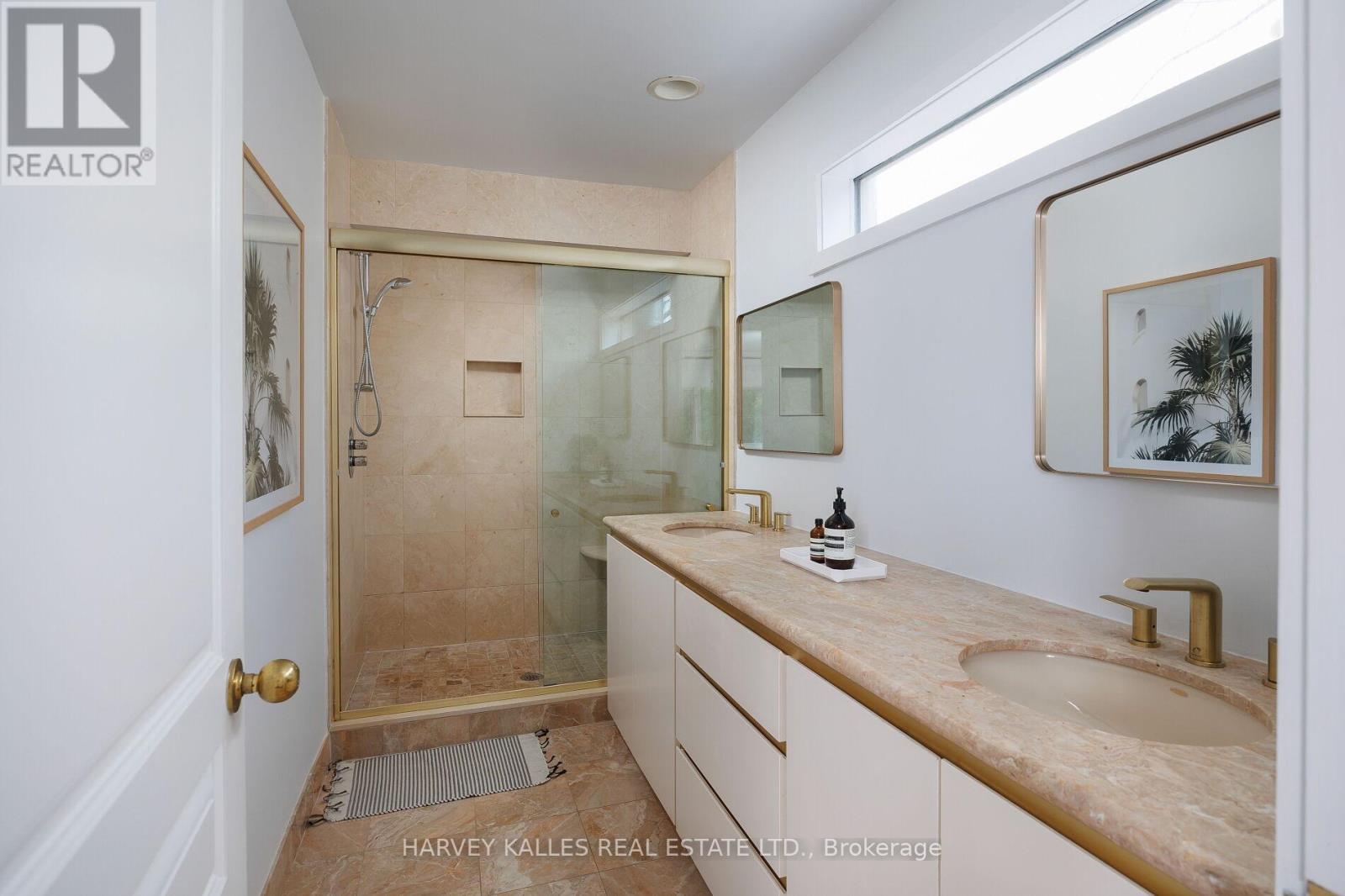30 Neilor Crescent, Toronto, Ontario  M9C 1K4 - Photo 35 - W12422603
