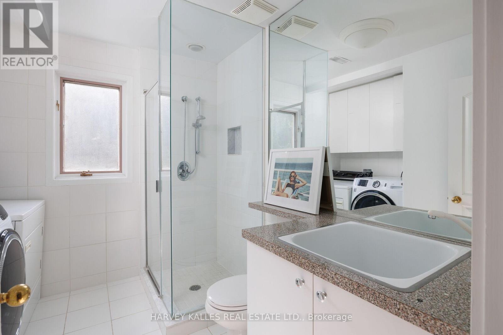 30 Neilor Crescent, Toronto, Ontario  M9C 1K4 - Photo 41 - W12422603