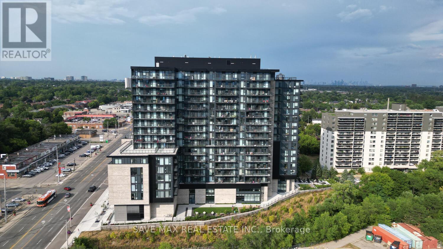 916 - 86 Dundas Street E, Mississauga, Ontario  L5A 1W4 - Photo 2 - W12422608